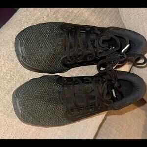 Under Armour Women's UA Charged Vantage Knit Running Shoes 7.5